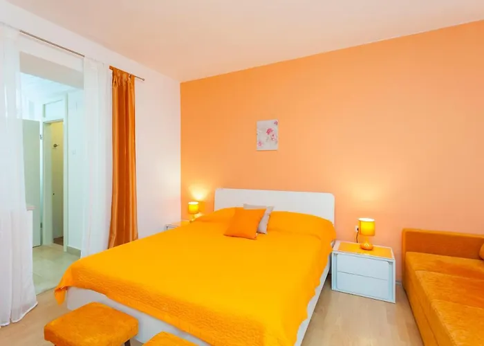 & Alagic Gæstehus Makarska